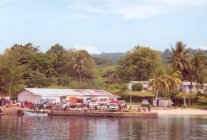 Anlegestelle in Finschhafen Wantoat