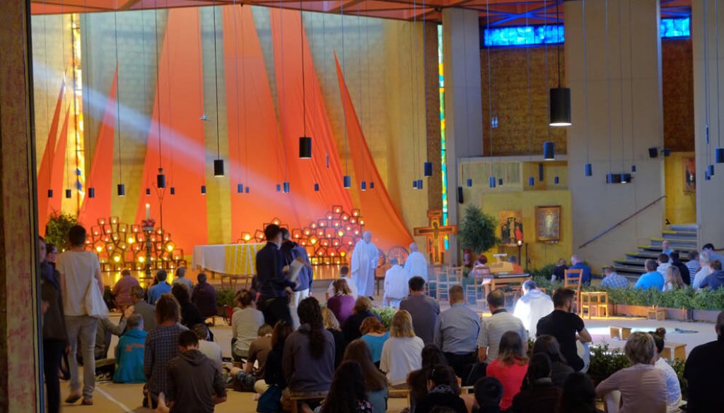 Blick in den Gottesdienstraum